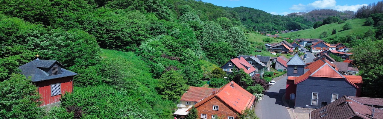 Lerbacher Kirche mit Glockenturm, 05.2022 - (c) Andreas Bücher